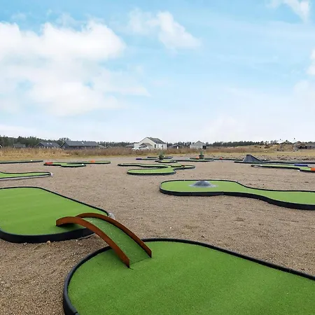 16 Person In Brovst-by Traum *