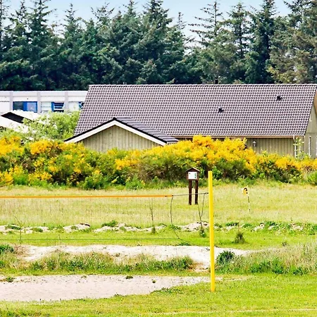 16 Person In Brovst-by Traum